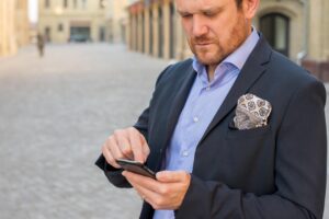 忙しいママ向けに最適な英語動画サービスとは？