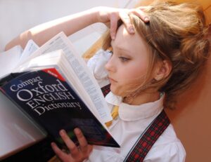 子ども英語の学習サービスを比較しやすい方法は？