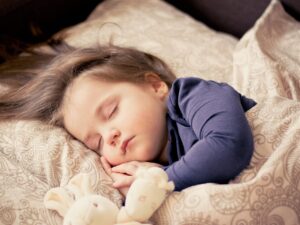 子ども英語の配信サービスは家庭で使うべき？