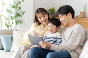 子ども向け英語動画を複数端末で視聴する方法は？